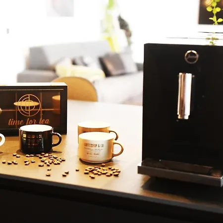 Music Of The World - Apartment *