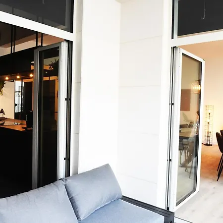 Music Of The World - Apartment *