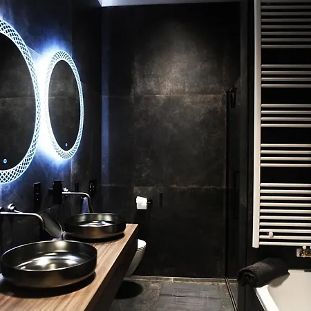 Music Of The World - Apartment *